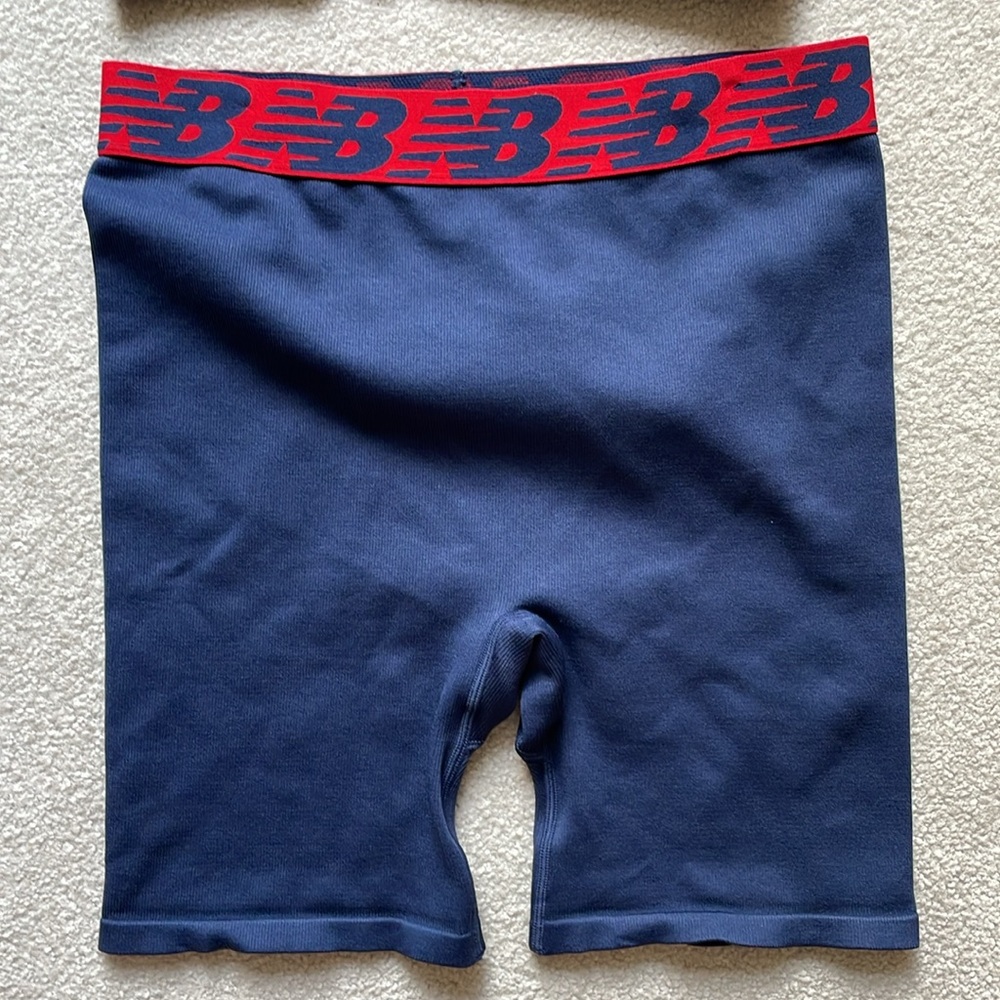 New Balance Women's Navy and Red Sports Bra Set - Picture 3 of 6